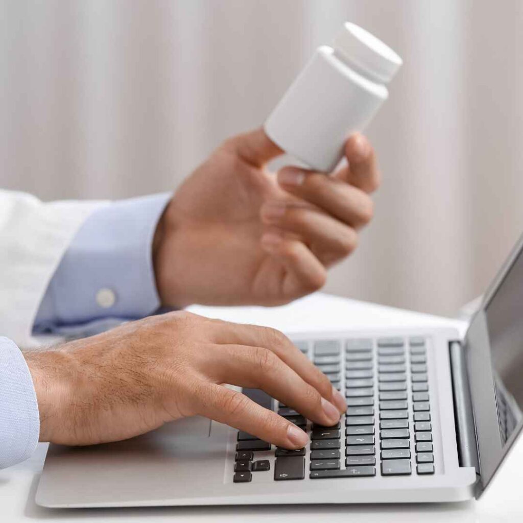 Oral Retinoid Medications for Wart Removal in Thane