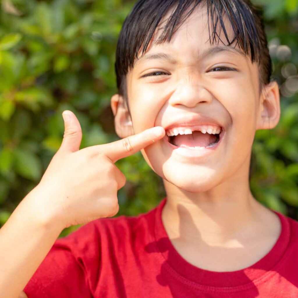 Treatment of Knocked Out Teeth in Thane