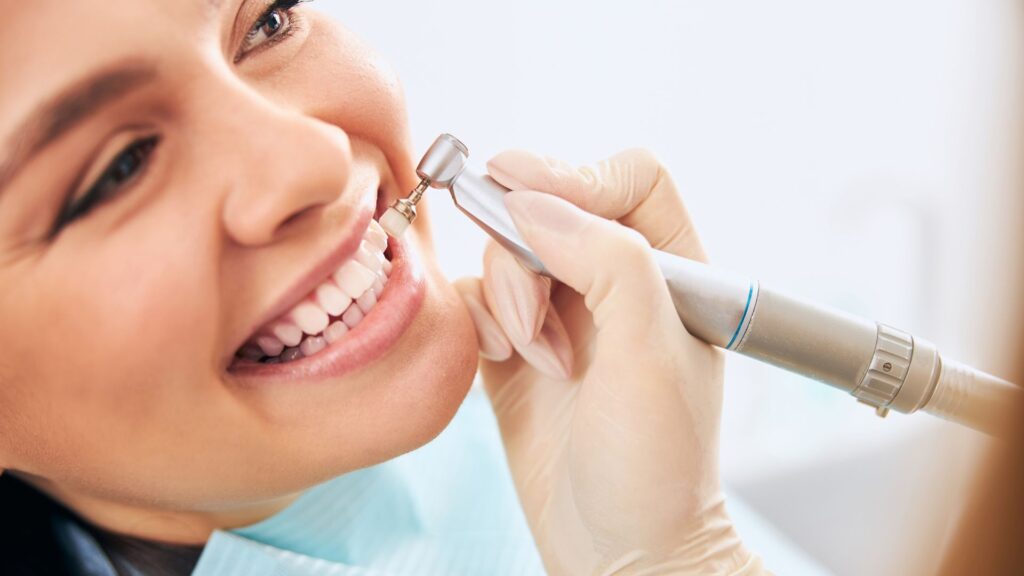 Teeth Cleaning and Polishing in Thane (2024) 2 The Teeth Cleaning and Polishing Process